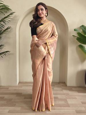 Peach zari tissue weaving saree with all over pichwai pattern 3