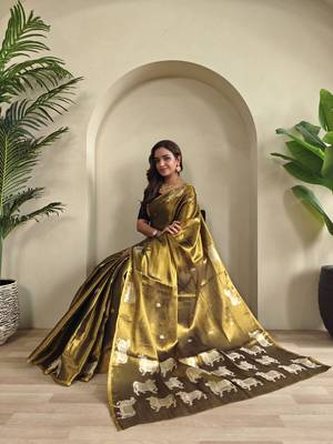 green zari tissue weaving saree with all over pichwai pattern 1