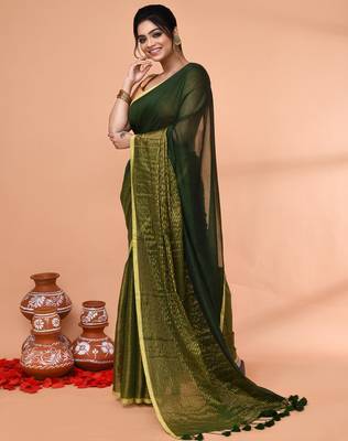 dark green cotton handloom saree with gold zari stripes 2