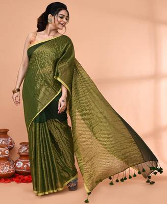 dark green cotton handloom saree with gold zari stripes 4