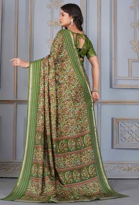 Green soft cotton crape floral prints with thread woven border with blouse 4