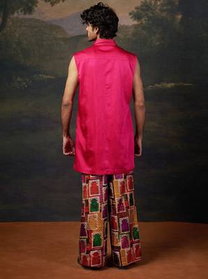 Pink plain silk kurta with Printed pajama 5