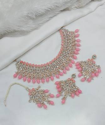 Elegant  gold-plated kundan pearl bridal jewelry set traditional handcrafted necklace, earrings and maang tikka 1