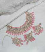 Elegant  gold-plated kundan pearl bridal jewelry set traditional handcrafted necklace, earrings and maang tikka