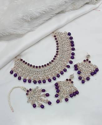 Elegant  gold-plated kundan pearl bridal jewelry set traditional handcrafted necklace, earrings and maang tikka 1