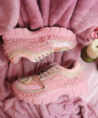 Pink leather embroidered sneakers 3