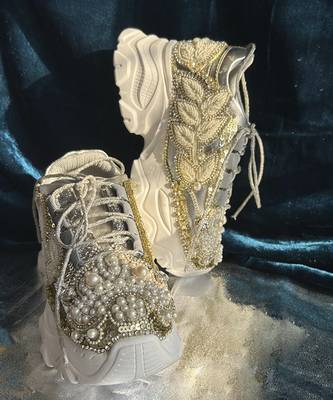 Gold leather embroidered sneakers 3