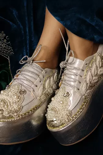 Silver leather embroidered sneakers