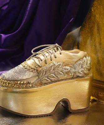 Gold leather embroidered sneakers 3