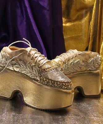 Gold leather embroidered sneakers 5