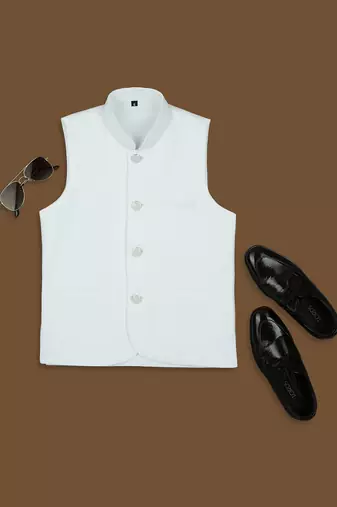 Sleeveless nehru jacket - white