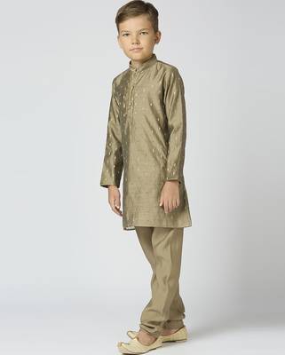 Full sleeves chanderi kurta, pyjama set with traditional butta work - grey 2