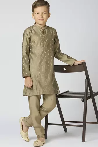 Full sleeves chanderi kurta, pyjama set with traditional butta work - grey