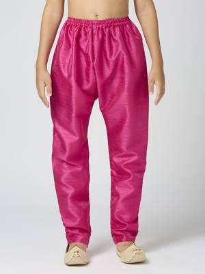 Full sleeves chanderi kurta, pyjama set with traditional butta work - rani pink 3