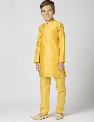Full sleeves chanderi kurta, pyjama set with traditional butta work - yellow 2