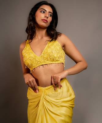Yellow satin plain skirt with dupatta & embroidered blouse 2