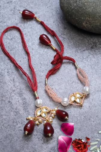 Bhaiya and bhabhi Rakhi with roli and chawal