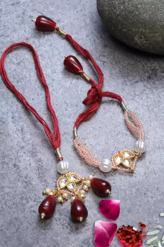 Bhaiya and bhabhi Rakhi with roli and chawal