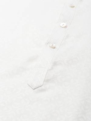 White self design cotton kurta set 5