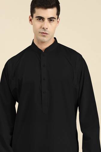 Black jubba (thobe)