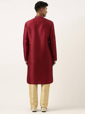 Maroon geometrical embroidery kurta set 5