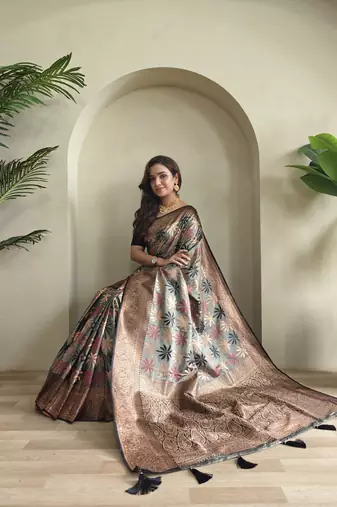 Black Kanchi silk blend saree with weaving design