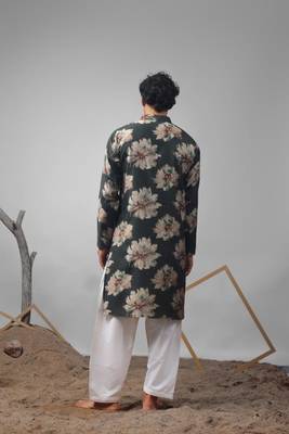Dark green work muslin print kurta 4