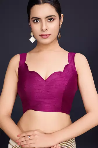 cream Embellished georgette saree with unstitched blouse