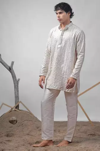 Off white work silk blend embroidered kurta pajama