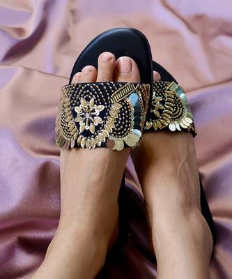 Black embroidered leather flats 3