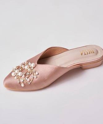 Pink embroidered leather flats 5