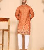 Men's ethnic printed kurta with white pyjama