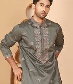 Embroidered neck kurta set for men