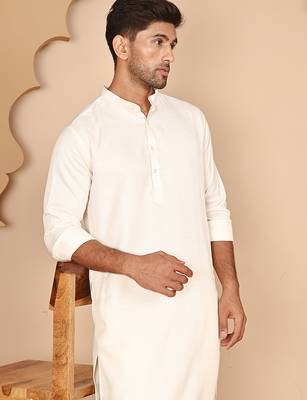 Classic silk blend kurta pyjama set for men 1