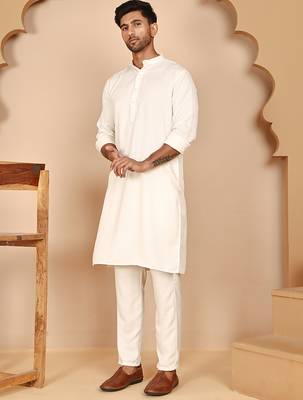 Classic silk blend kurta pyjama set for men 4