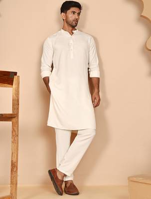 Classic silk blend kurta pyjama set for men 5