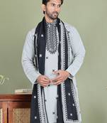 Embroidered silk blend kurta with white dupatta