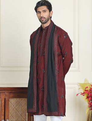 Embroidered silk blend kurta with contrast dupatta 2