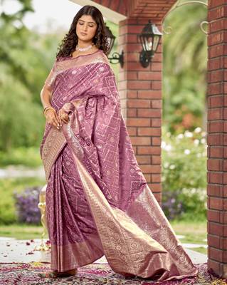 rose pink satin silk blend jacquard saree with blouse piece 1