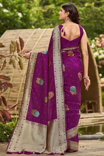 magenta satin silk blend jacquard saree with blouse piece