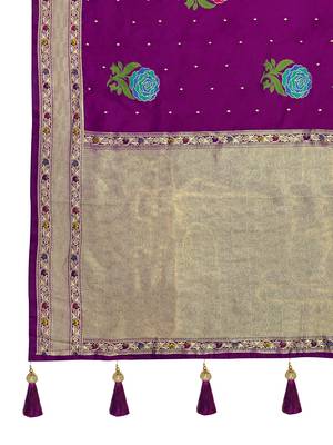 magenta satin silk blend jacquard saree with blouse piece 5