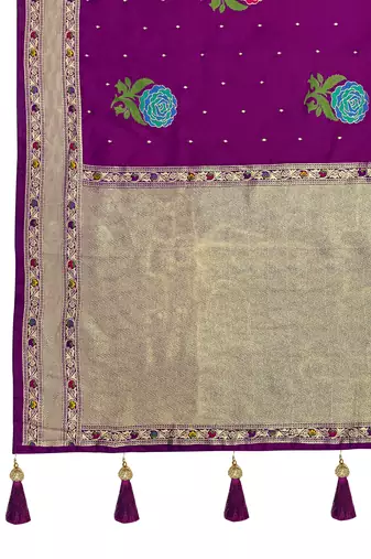magenta satin silk blend jacquard saree with blouse piece