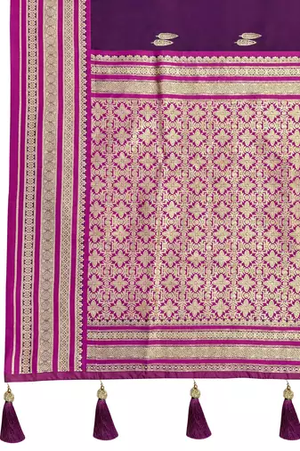 magenta satin silk blend jacquard saree with blouse piece