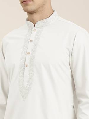 Off white cotton dori embroidered kurta set 5