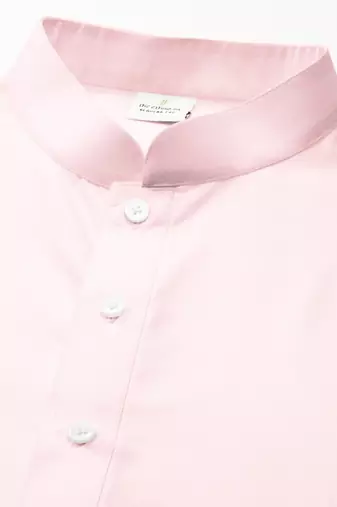 Light pink jubba (thobe)