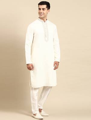 Off white embroidered kurta set 5