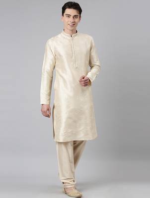 Light gold embroidery kurta set 4