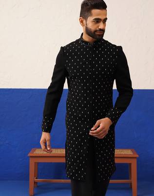 Jiggar thakkar in plain simmer black kurta set 3