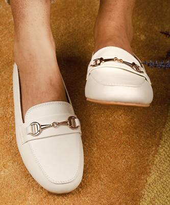 White solid synthetic leather Loafers  4