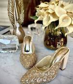 Gold woven synthetic leather heels